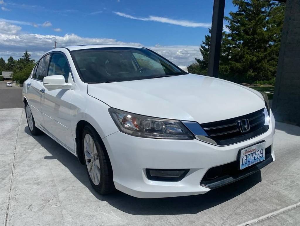 White Sedan Recently Detailed By Signature Detailing In The Tri-Cities